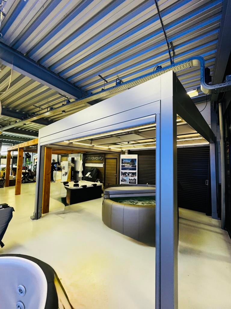 Markilux doekoverkapping showroom model 4.10m x 4.10m, Tuin en Terras, Overkappingen, Ophalen, Nieuw, Veranda