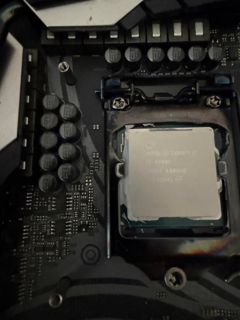 Asrock Z390 Taichi Ultimate + Intel i7-9700K Combo, Computers en Software, Processors, Ophalen of Verzenden, Gebruikt, 8-core