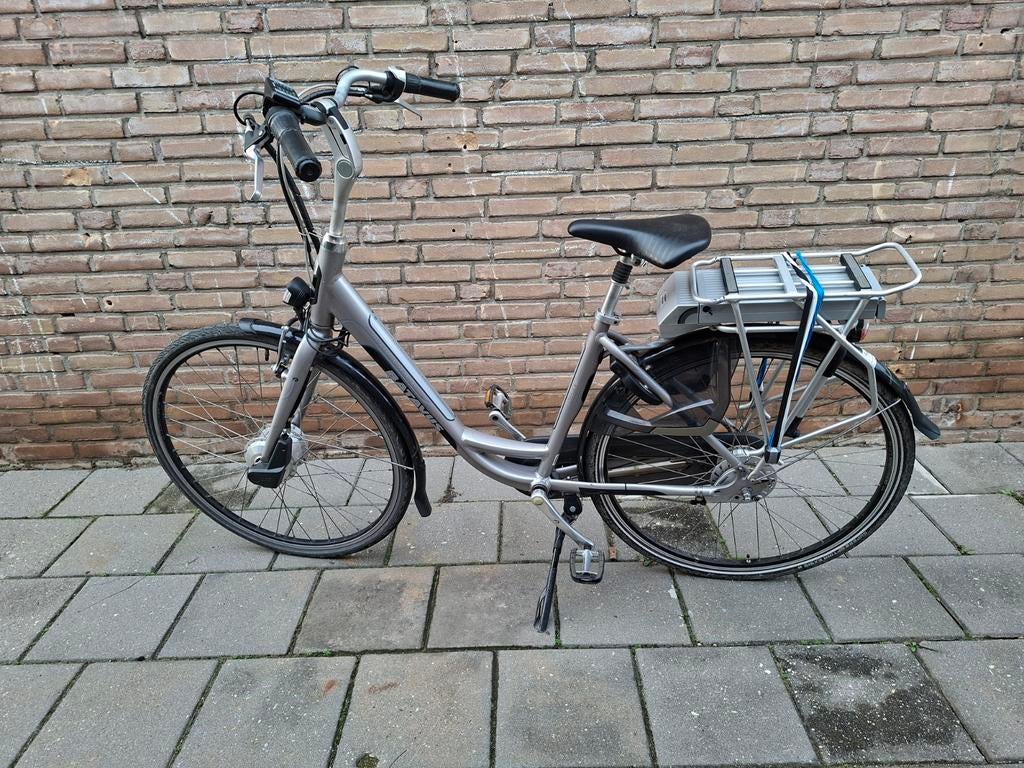 Batavus Elektrische Fiets met Vernieuwde Accu, Fietsen en Brommers, Elektrische fietsen, Gebruikt, Batavus, Ophalen of Verzenden