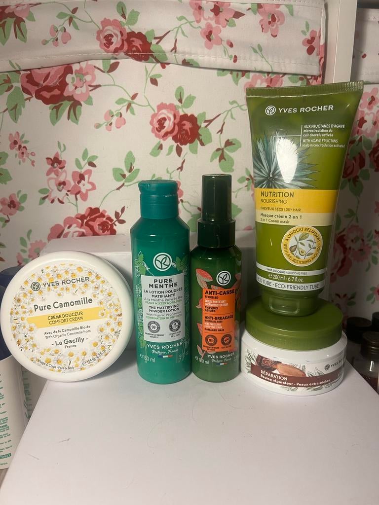Yves Rocher verzorgingsproducten, Sieraden, Tassen en Uiterlijk, Uiterlijk | Lichaamsverzorging, Nieuw, Bodylotion, Crème of Olie