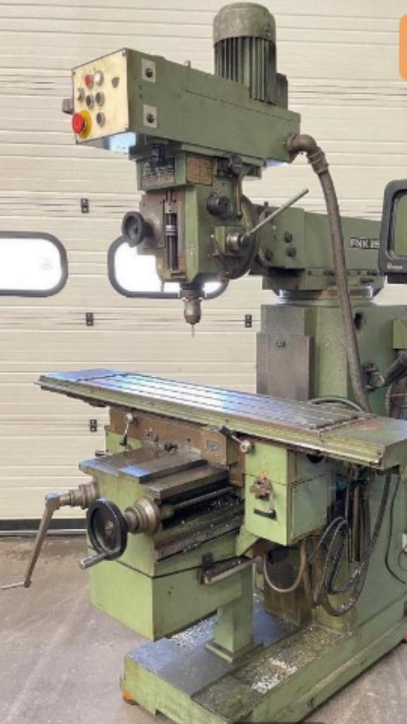 Tekoop Tos fnk25 freesmachine, Doe-het-zelf en Verbouw, Ophalen, Zo goed als nieuw, Elektrisch, Overige soorten