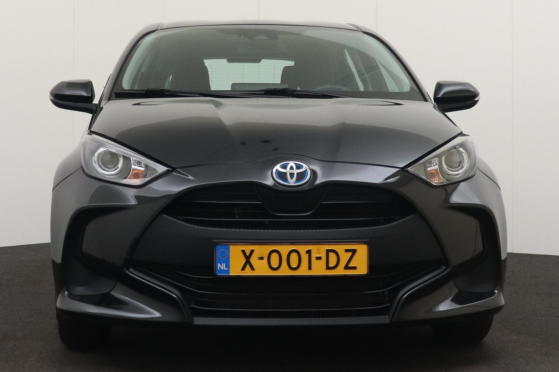Toyota Yaris 1.5 Hybrid Aut. Business Navigatie Camera Carpl, Gebruikt, 450 kg, Bedrijf, 26 km/l