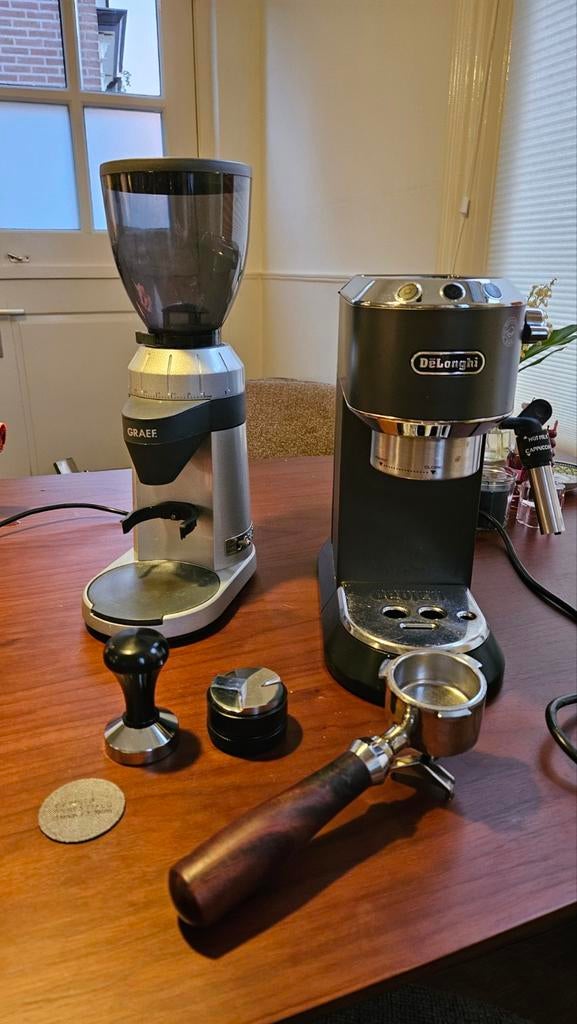 Delonghi Dedica & Graef CM800 set voor thuisbarista, Gebruikt, Combi, Gemalen koffie, Ophalen