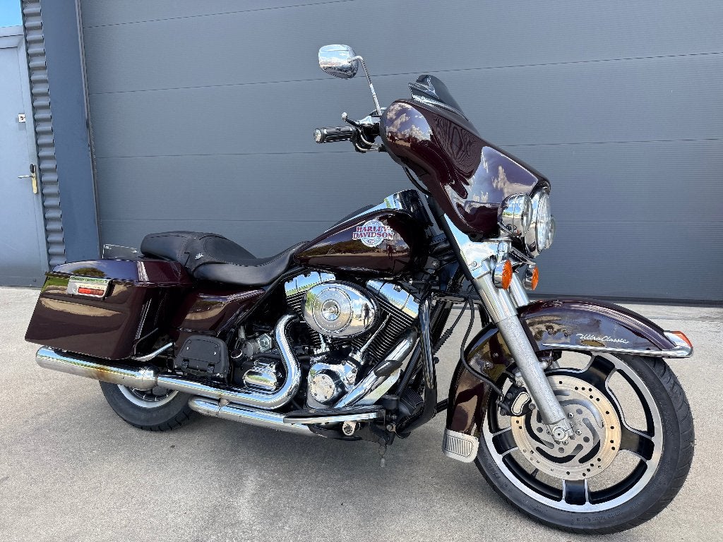 Harley Davidson FLHTCUI Ultra 2005 Street Glide uitvoering, 2 cilinders, Occasion, Particulier, Toermotor