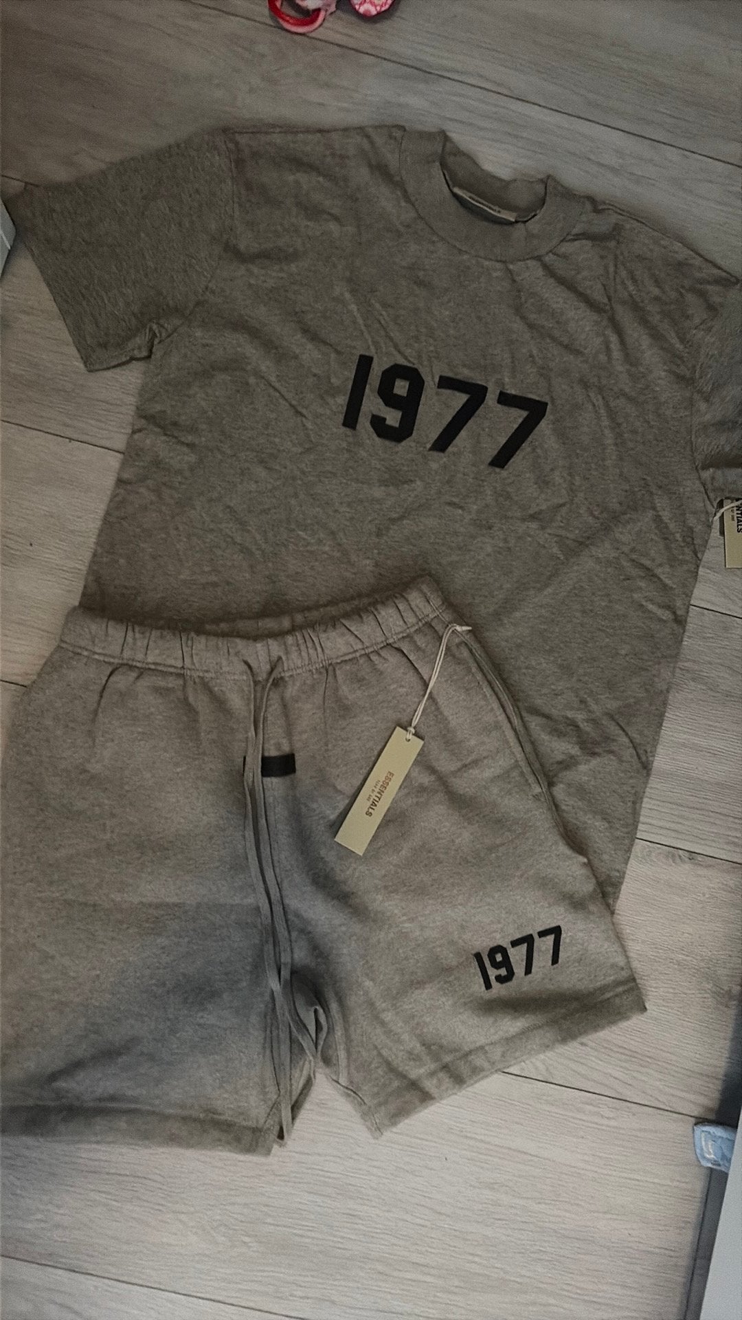Essentials 1977, Ophalen of Verzenden, Zo goed als nieuw, Maat 48/50 (M)