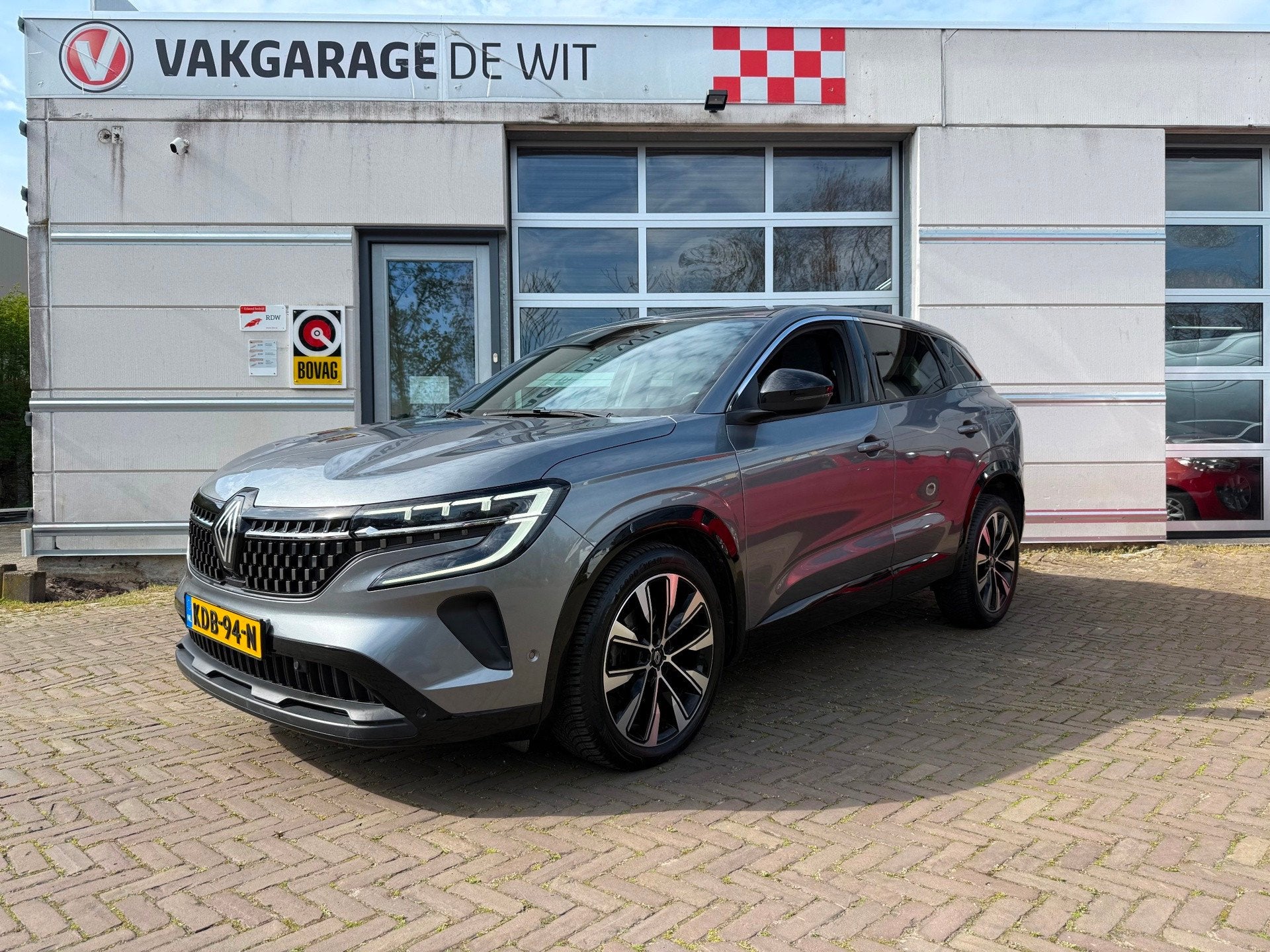 Renault AUSTRAL 1.3 mild hybrid 160 Techno | 19" | Camera |, Auto's, Dealer onderhouden, 4 cilinders, Leder en Stof, Bedrijf