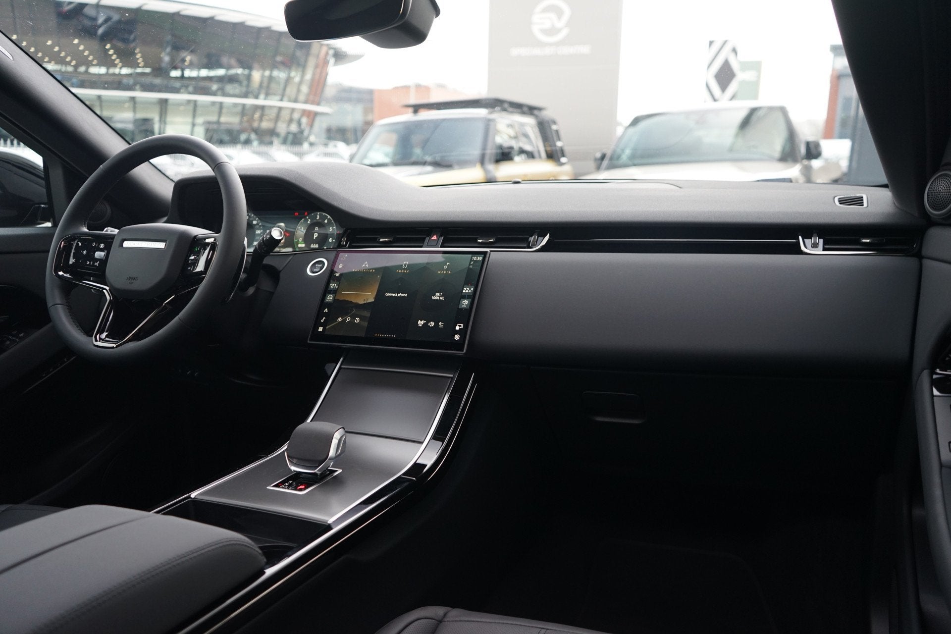 Land Rover Range Rover Evoque P270e PHEV AWD Business Editio, Auto's, Adaptive Cruise Control, Zwart, Zwart, Bedrijf