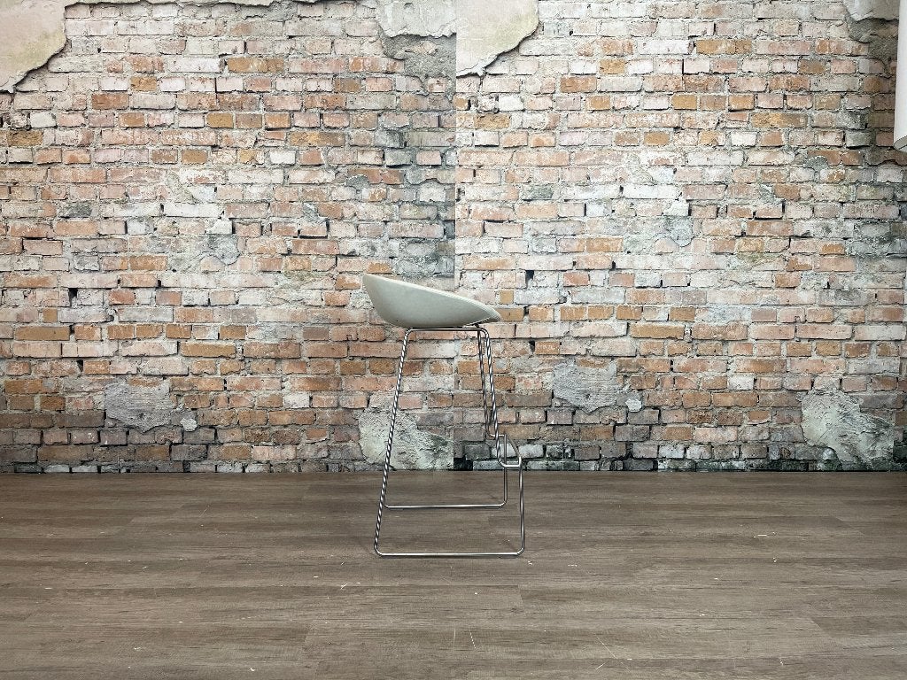 Moroso Fjord Barkruk – Witbeige leer | Patricia Urquiola, Ophalen, 60 tot 90 cm, Zo goed als nieuw, Leer