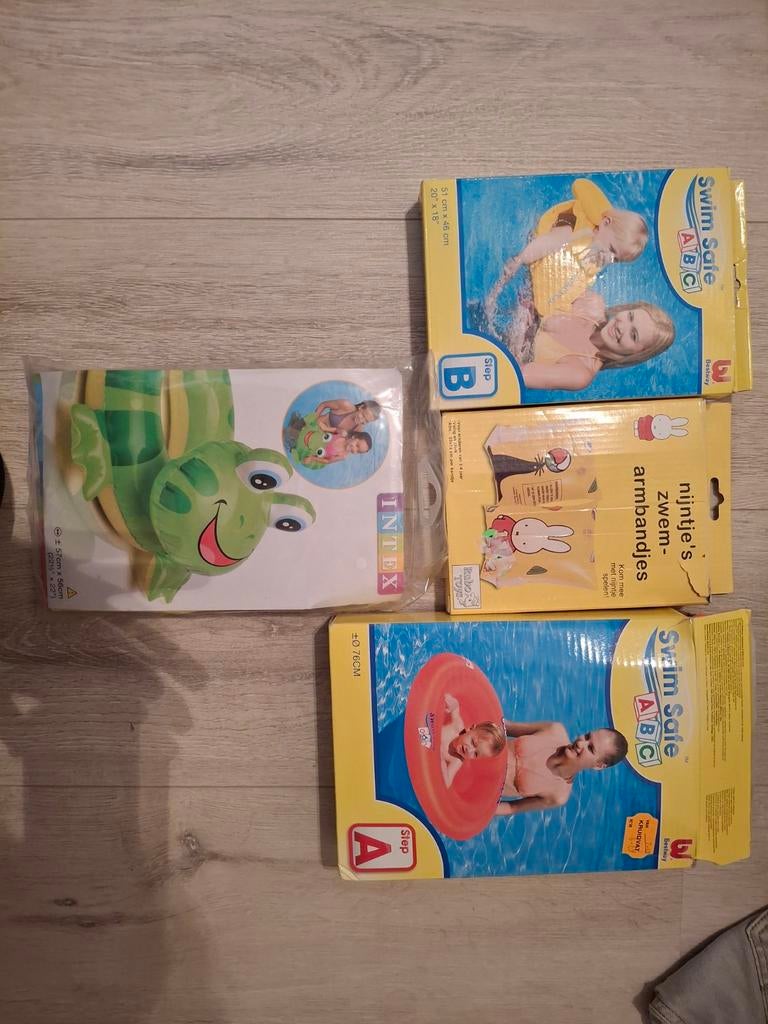 Swim safe zwemvest, zwembandjes en armbandjes nijntje, Jongetje of Meisje, One size, Nieuw, Ophalen of Verzenden