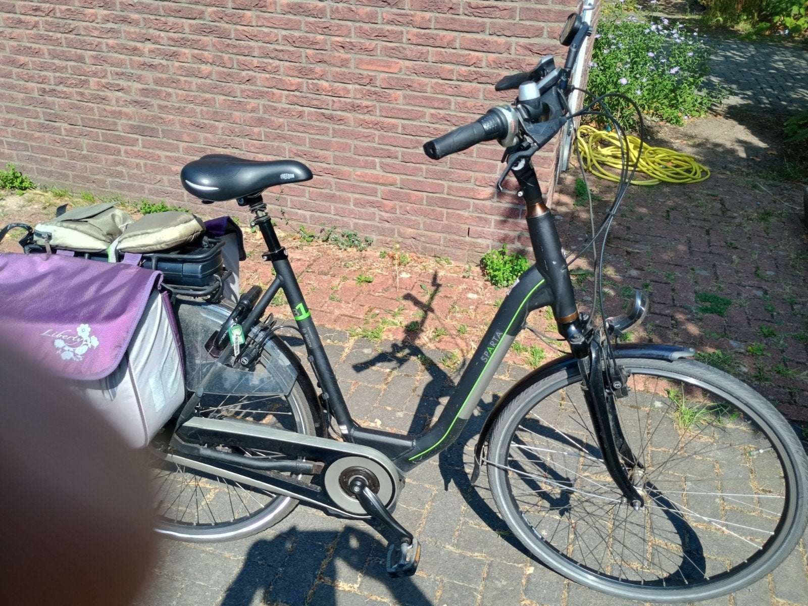 Sparta elektrische fiets met Bosch motor en fietstassen, Sparta, Velgrem, Versnellingen, Ophalen of Verzenden