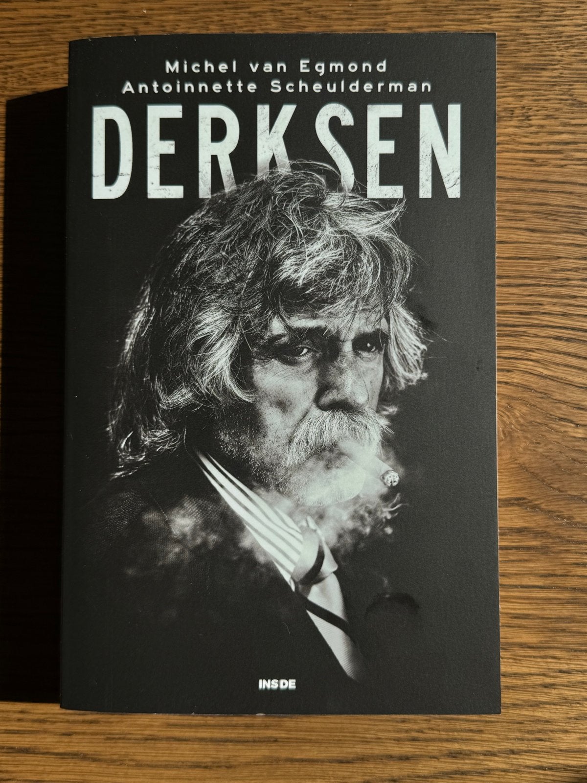 DERKSEN - Michel van Egmond & Antoinette Scheulderman, Boeken, Ophalen of Verzenden, Zo goed als nieuw, Film, Tv en Media