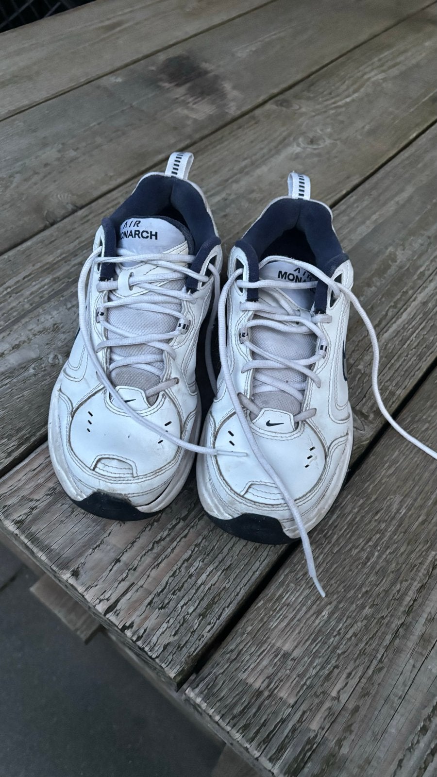 Nike Air Monarch Sneakers - Maat 42.5, Ophalen, Gedragen, Wit, Sneakers of Gympen
