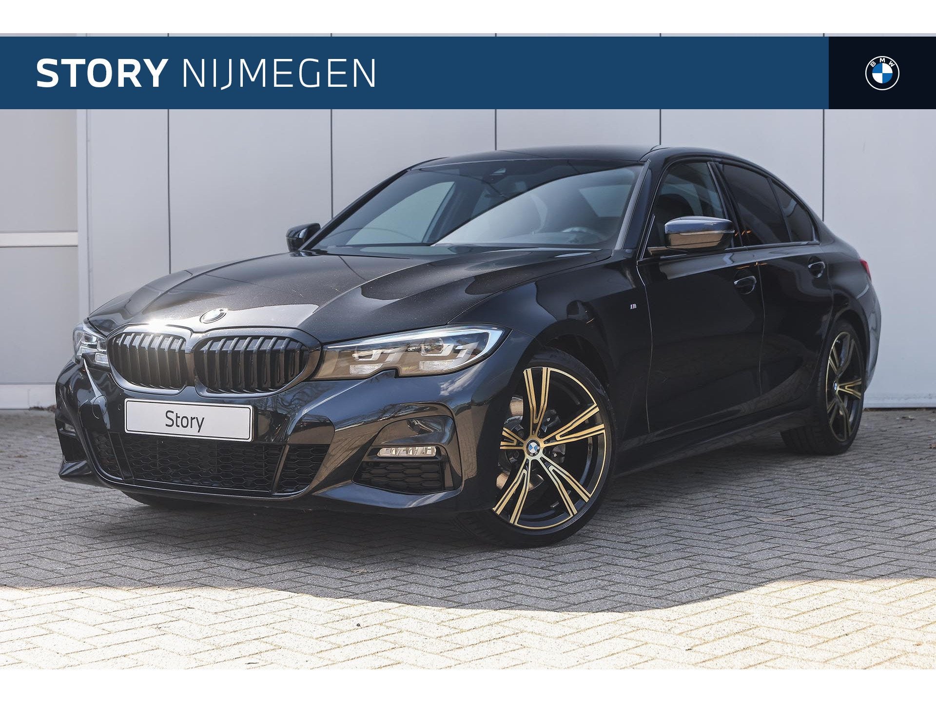 BMW 3 Serie 320i Executive M Sport Automaat / Sportstoelen /, Achterwielaandrijving, Gebruikt, 4 cilinders, 1435 kg