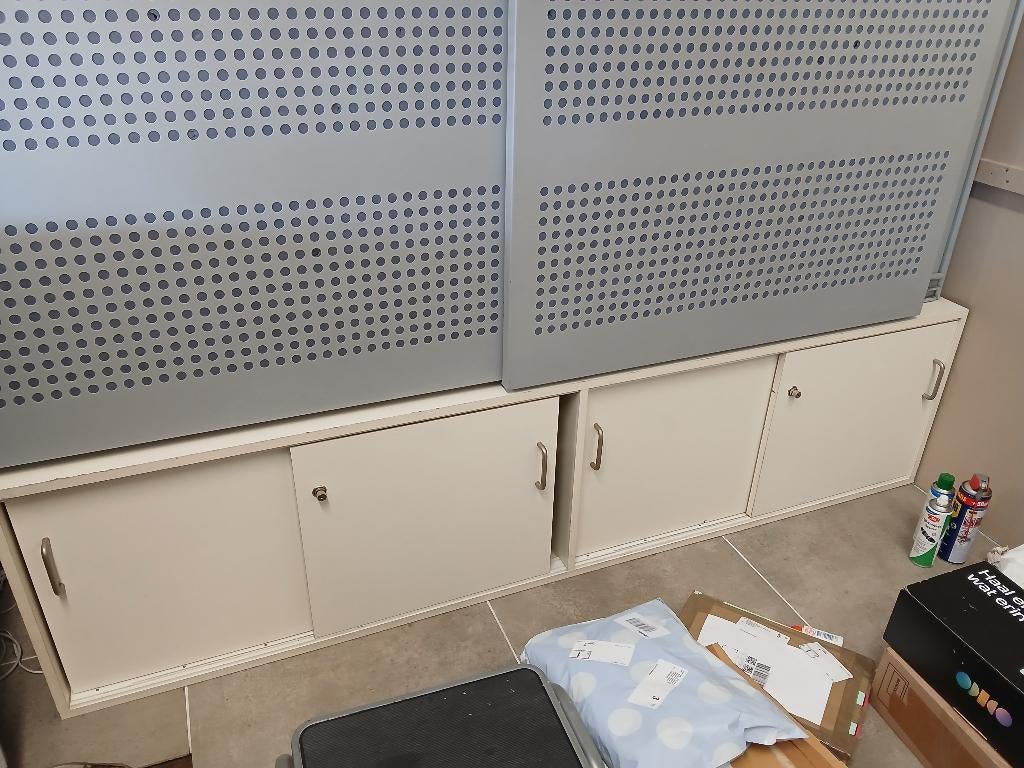 Kastje met schuifdeuren, Ophalen, Gebruikt, 25 tot 50 cm, 50 tot 100 cm
