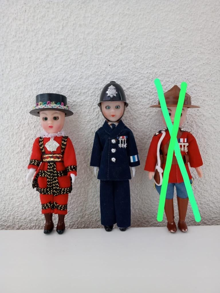 Brocante Politieagenten uit Engeland : Bobby en Beefeater, Verzamelen, Ophalen of Verzenden, Gebruikt