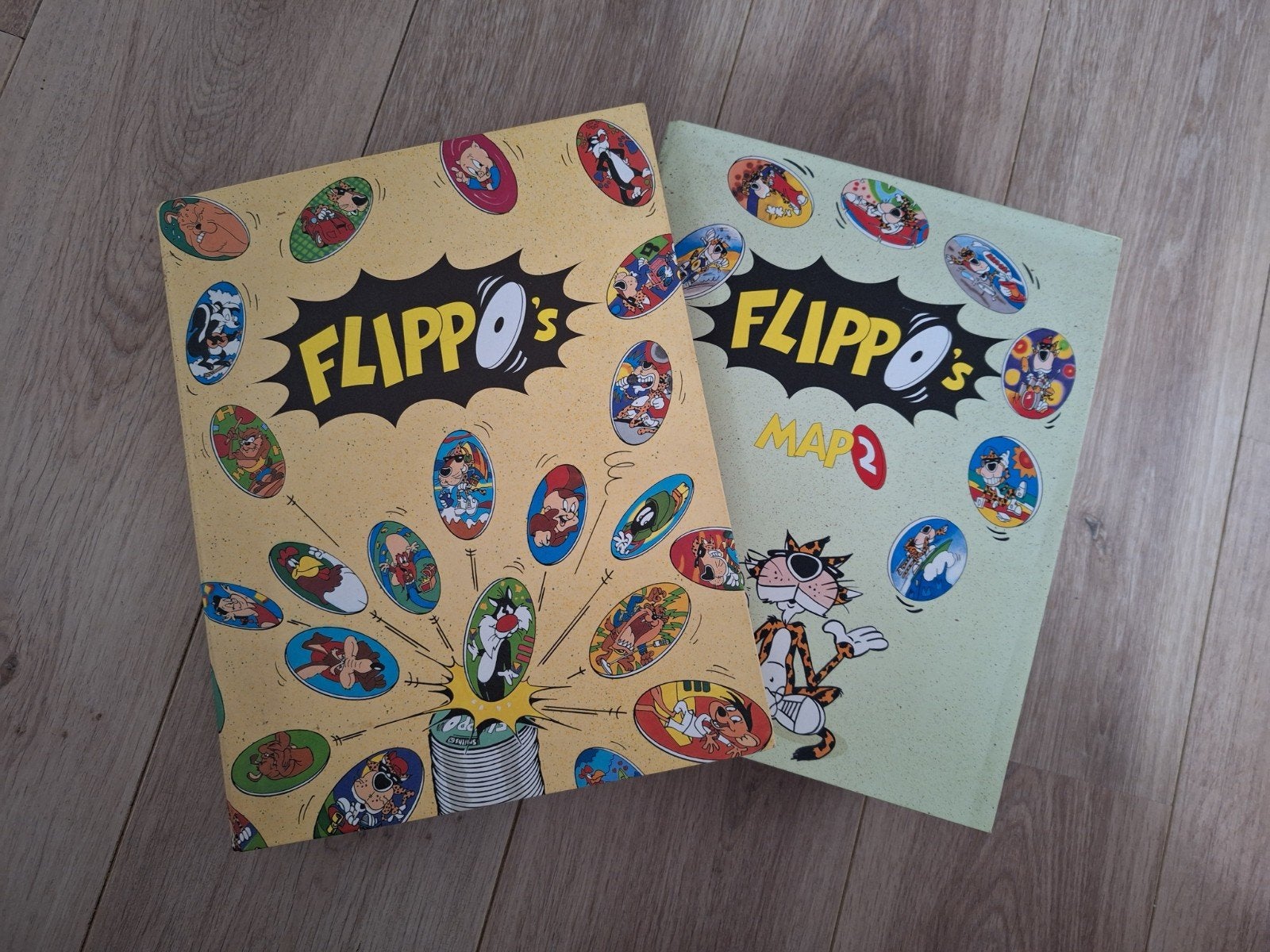 Looney Tunes Flippo's - 2 mappen bijna compleet, Verzamelen, Flippo's, Ophalen, Looney Tunes, Verzameling, Met verzamelmap(pen)