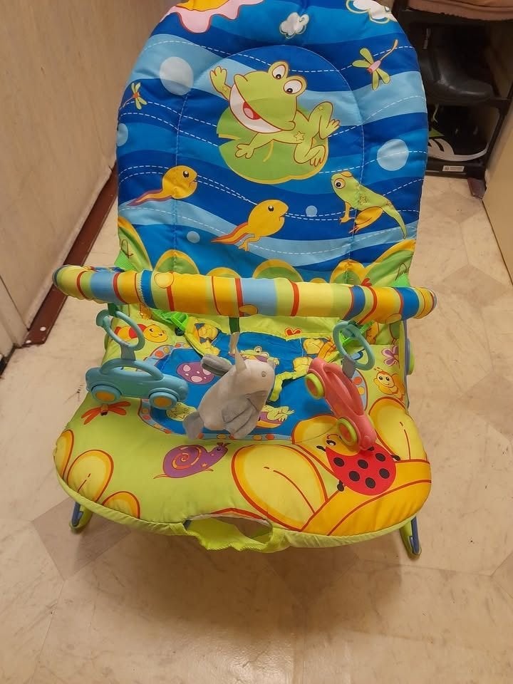 Ligstoel Rustgevende Voor Baby Met Speelboog, Kinderen en Baby's, Wipstoeltjes, Ophalen of Verzenden, Gebruikt, Verstelbaar
