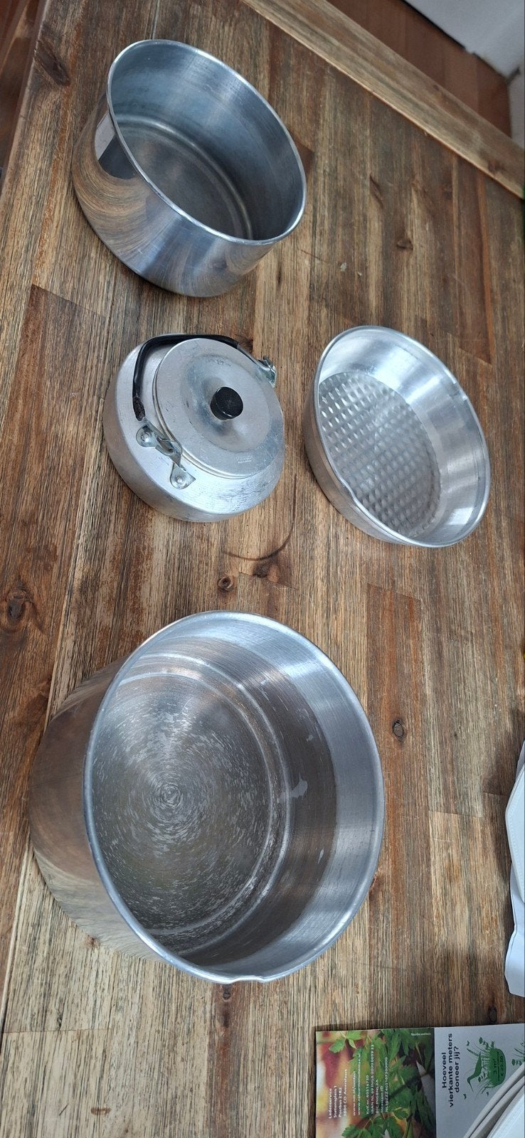 Complete aluminium campingset pannetjes, Caravans en Kamperen, Ophalen of Verzenden, Gebruikt
