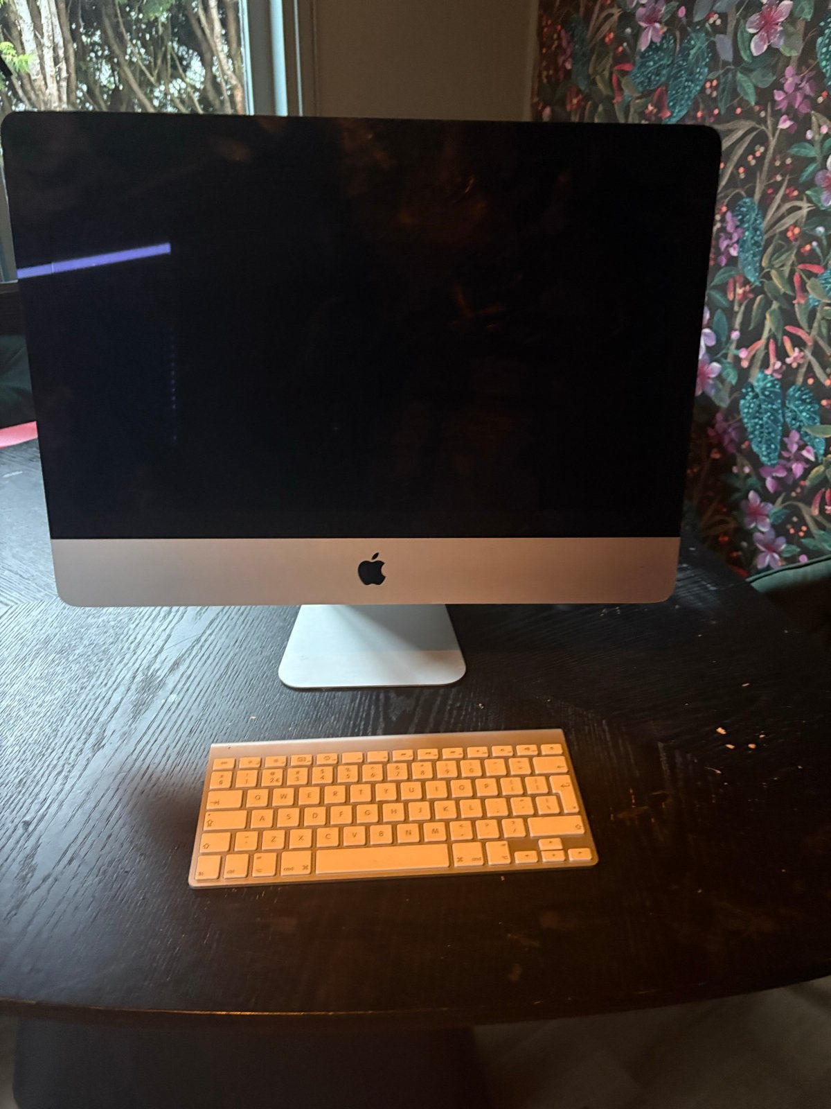 Apple iMac Desktop PC met draadloos toetsenbord, Computers en Software, Apple Desktops, Gebruikt, Minder dan 4 GB, IMac, Ophalen of Verzenden