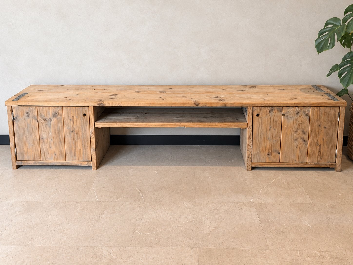 Robuust houten TV-meubel 230 cm | veel opbergruimte, Ophalen, Zo goed als nieuw, 200 cm of meer, Minder dan 100 cm