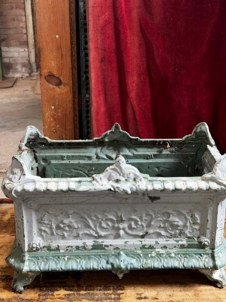 Antieke gietijzeren jardiniere, bloembak, Ophalen