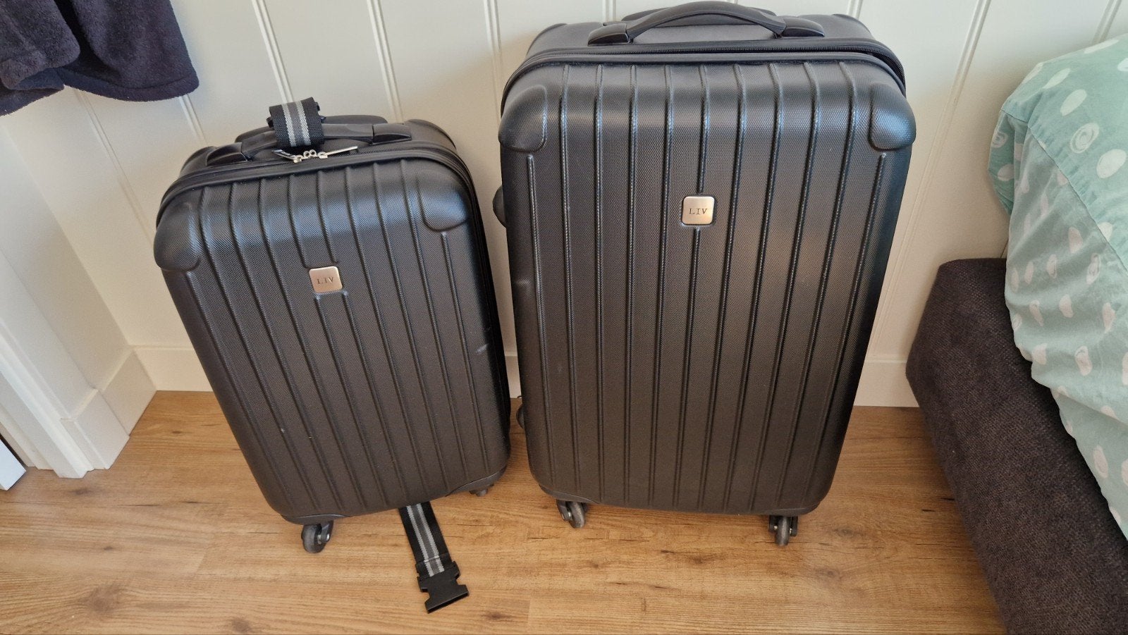 Hardschalen koffers LIV, Sieraden, Tassen en Uiterlijk, Koffers, Ophalen, Hard kunststof, 45 tot 55 cm, Zo goed als nieuw