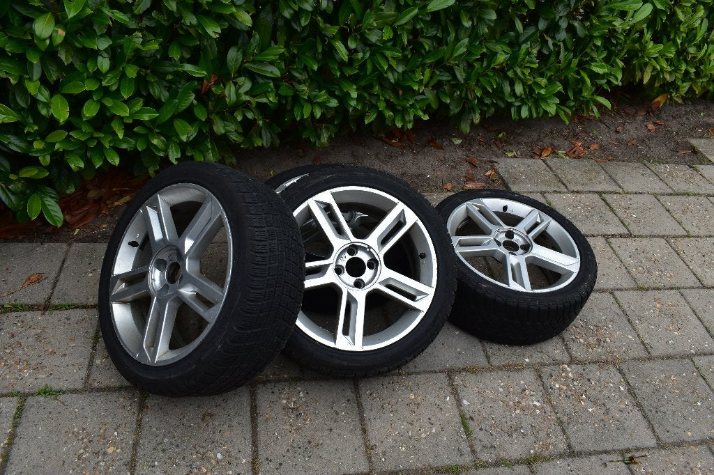 Velgen zonder naafwieloppen Fiat Stilo 17 inch, Ophalen, Gebruikt