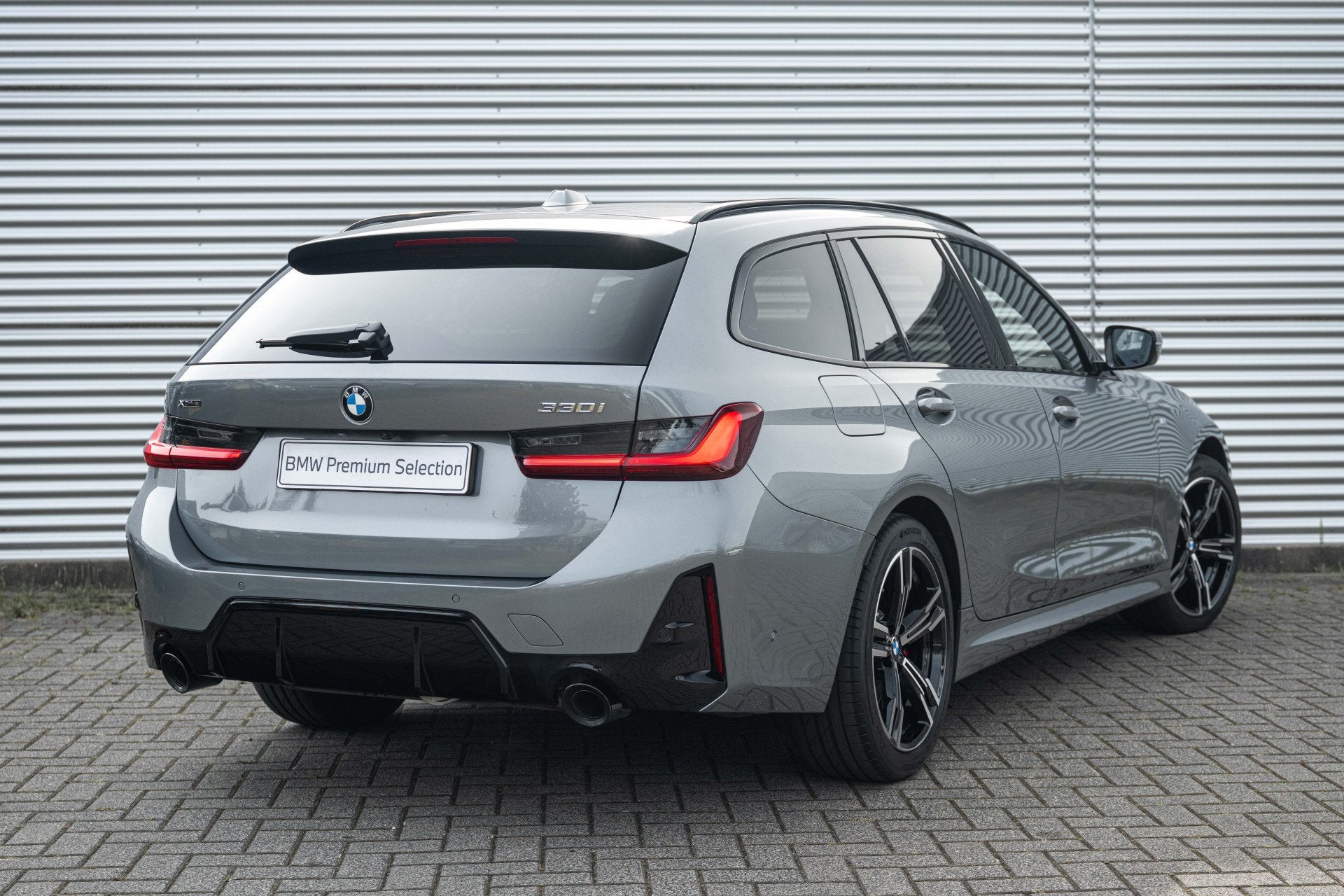 BMW 3 Serie Touring 330i xDrive M Sport Automaat / Trekhaak, Auto's, Automaat, 4 cilinders, Met garantie (alle), Vierwielaandrijving