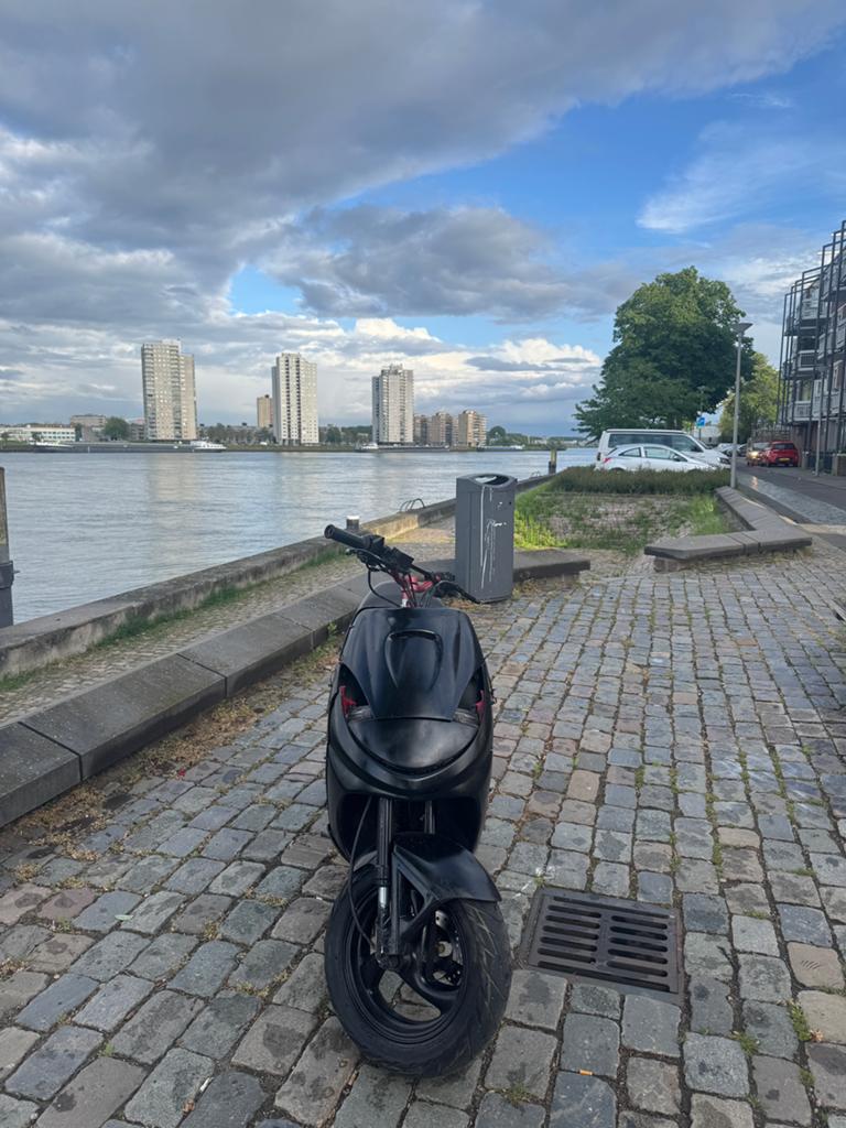 Vivacity 70cc 2takt polini cilinder, Fietsen en Brommers, Scooters | Peugeot, Ophalen, Tweetakt, Zo goed als nieuw, Vivacity