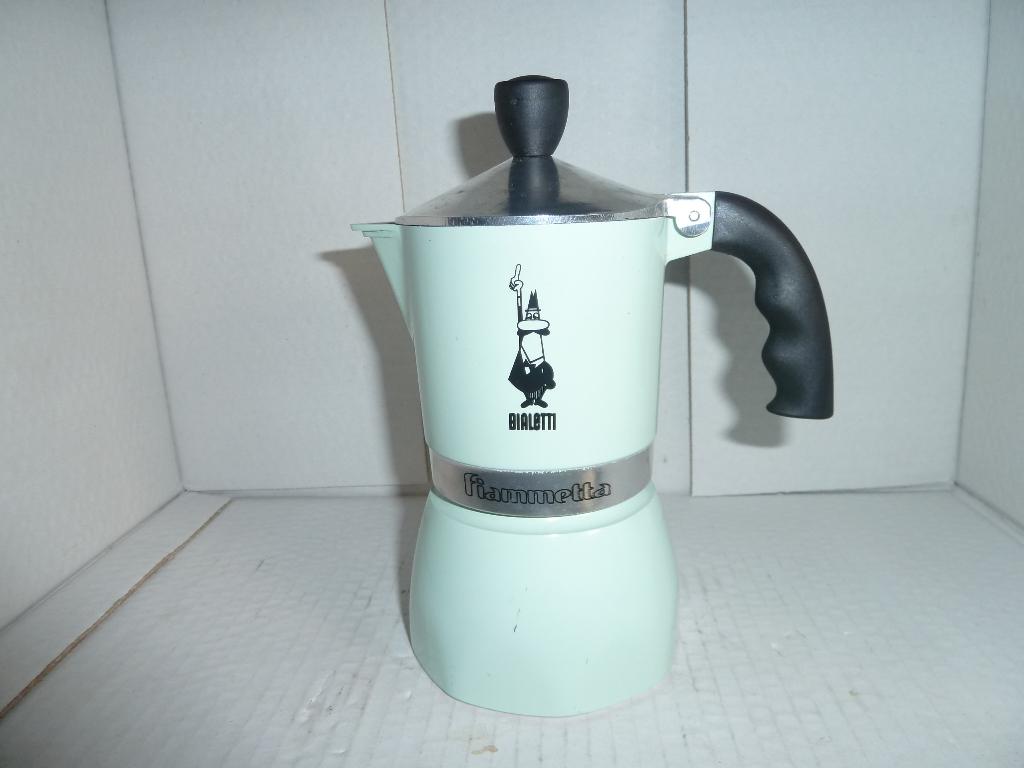 Percolator Bialetti mintgroen 2 á 3 pers., Espresso apparaat, Gemalen koffie, Ophalen of Verzenden, Zo goed als nieuw