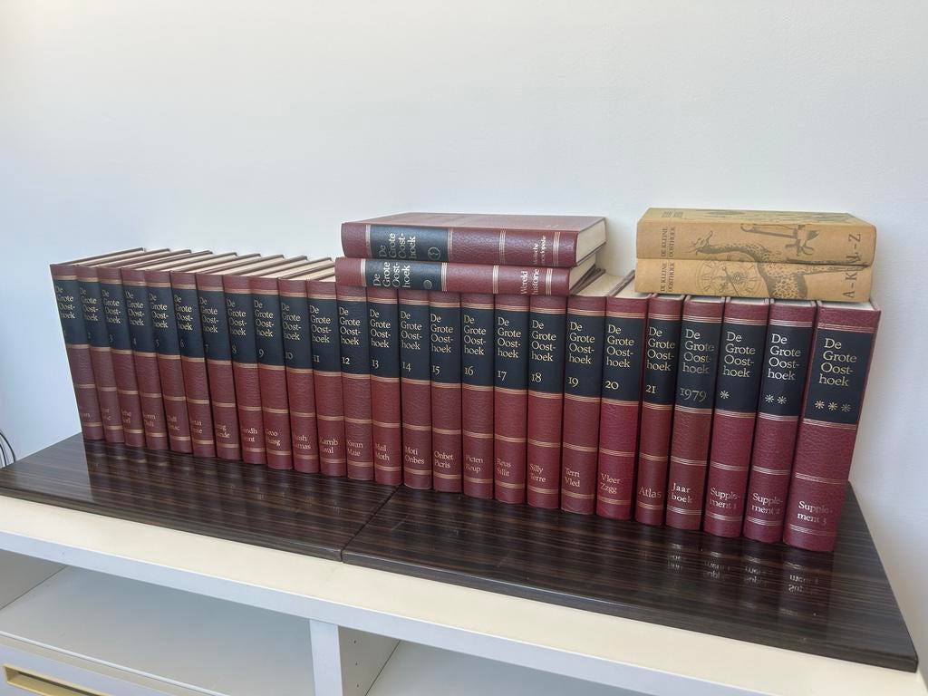 De Grote Oosthoek Encyclopedie - Complete Serie, Boeken, Ophalen, Zo goed als nieuw, Algemeen, Complete serie