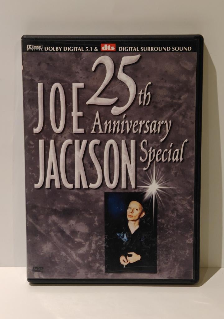 Joe Jackson 25th Anniversary Special Live interview boek, Alle leeftijden, Ophalen of Verzenden, Zo goed als nieuw, Muziek en Concerten