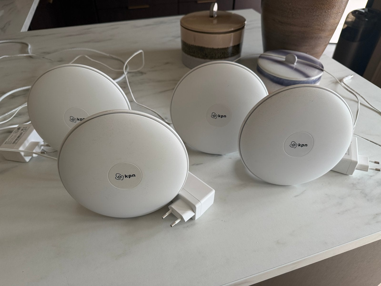 KPN SuperWifi punten (4 stuks) inclusief voedingen, Ophalen of Verzenden, Gebruikt, Router