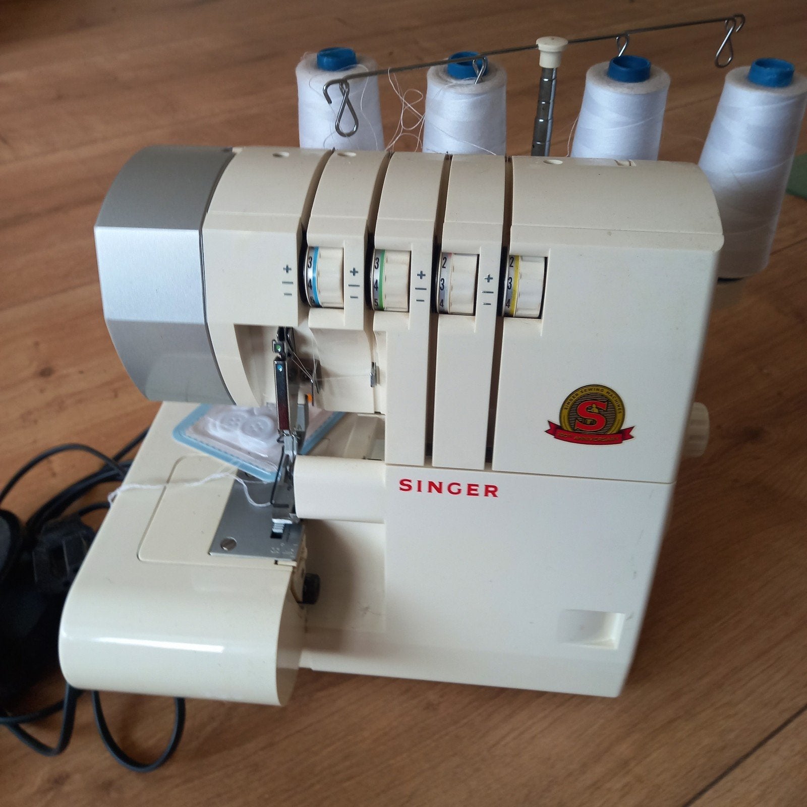 lock machine Singer, Ophalen, Zo goed als nieuw, Lockmachine, Singer