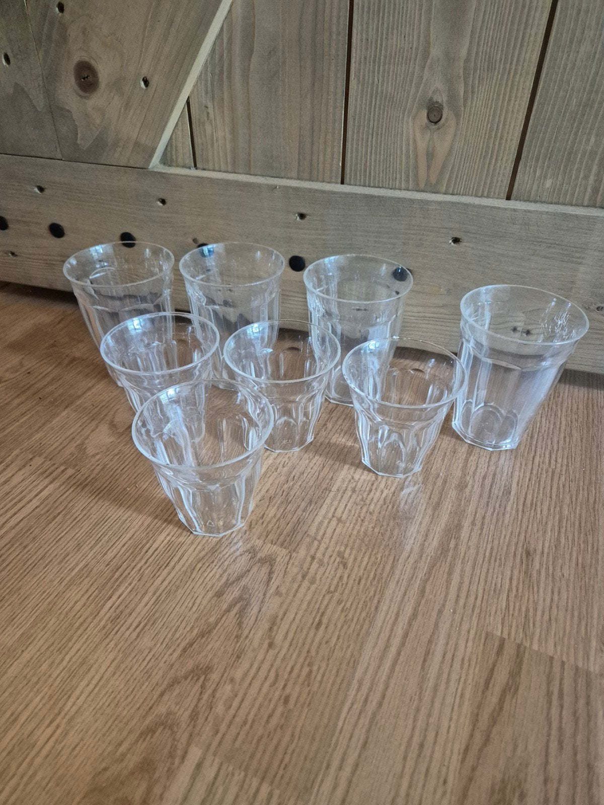 Set van 8 stevige plastic glazen, Huis en Inrichting, Overige typen, Ophalen of Verzenden, Gebruikt, Kunststof