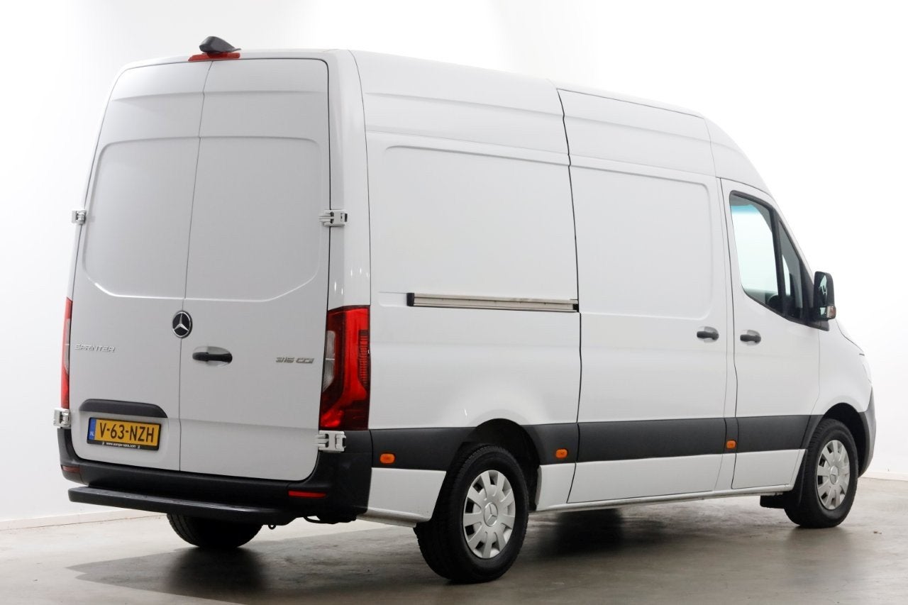 Mercedes-Benz Sprinter 315 CDI 150pk RWD 9G-Automaat L2H2 LE, Automaat, Achterwielaandrijving, Gebruikt, Euro 6