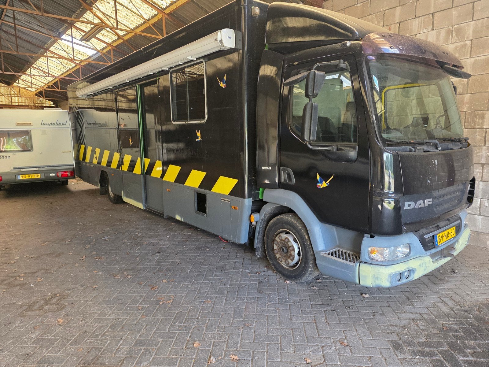 DAF LF Camper - Zelfbouw Project, Caravans en Kamperen, Buitenlamp, Tot en met 2, 7 tot 8 meter, Diesel