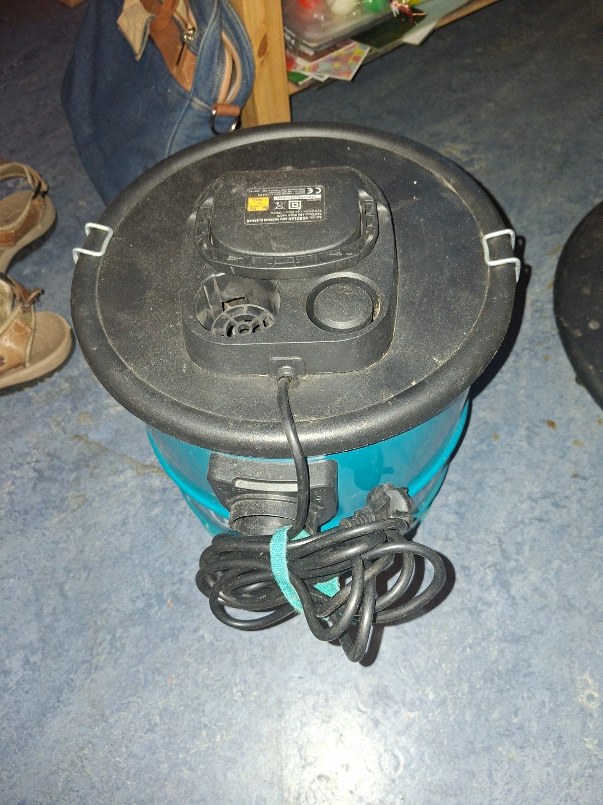 Kärcher nat- en droogzuiger, Inclusief accessoires, Gebruikt, Kärcher, Ophalen of Verzenden