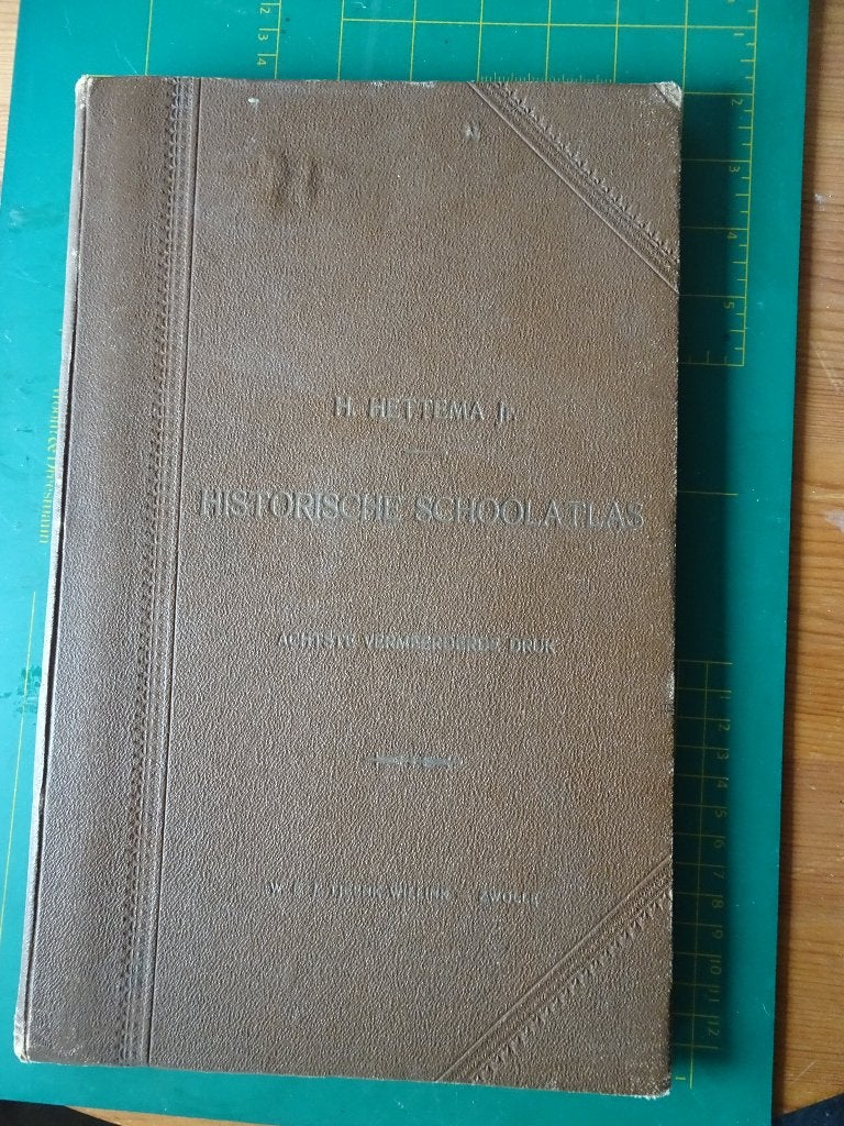 Oude Atlassen, Boeken, Gelezen, Overige atlassen, Diverse auteurs, Ophalen of Verzenden