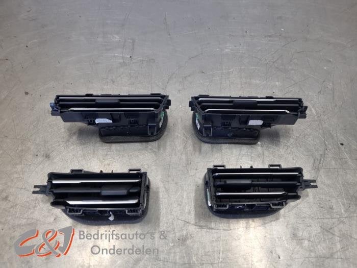 Luchtrooster Dashboard van een Ford Transit Custom, Gebruikt, -, -, Ophalen of Verzenden