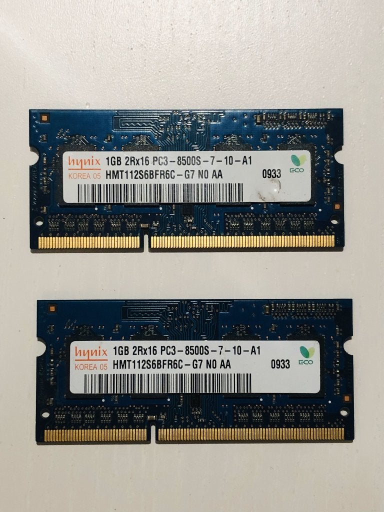DDR3 SO-DIMM 1GB (2x beschikbaar), Ophalen of Verzenden, Hynix