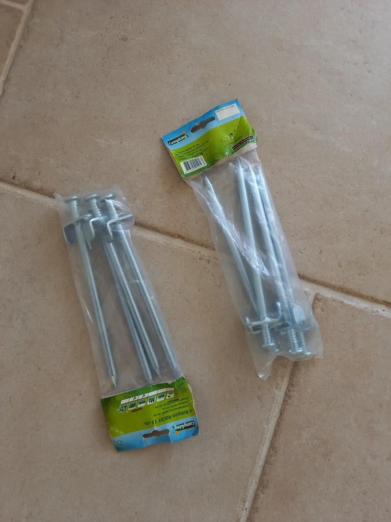 Storm haringen, rots pennen  caravan borg pennen 2 sets nieu, Ophalen of Verzenden, Nieuw