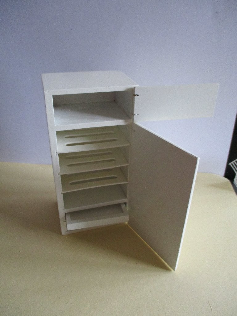 poppenhuis koelkast, Verzamelen, Poppenhuizen en Toebehoren, Ophalen of Verzenden, Zo goed als nieuw, Decoratie