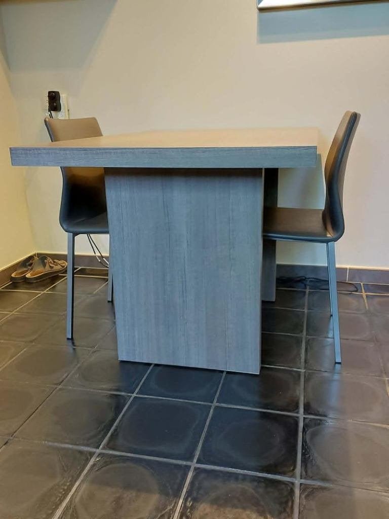 keukentafel en 2 stoelen, Huis en Inrichting, Tafels | Eettafels, Ophalen, 100 tot 150 cm, Tot twee personen, 50 tot 100 cm