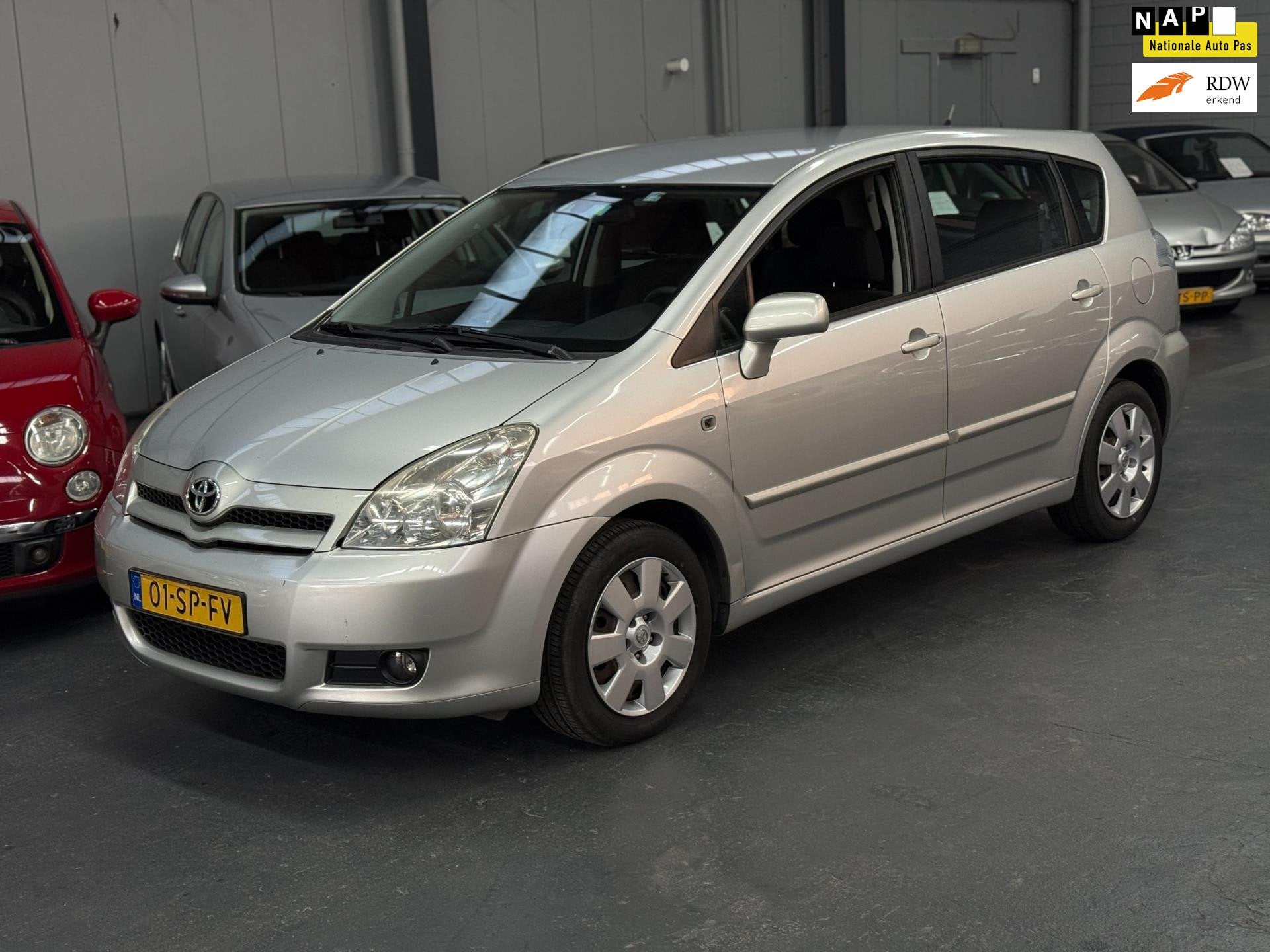 Toyota Verso 1.8 VVT-i Sol 1 Nieuwe APK NAP 1ste Eigenaar, Auto's, Gebruikt, Zwart, 4 cilinders, 129 pk