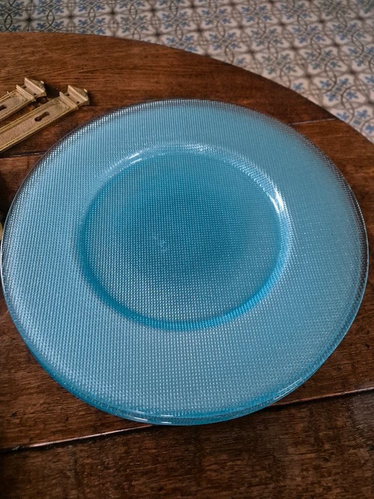 6 turquoise blauwe onderborden glas geruit 33cm, Ophalen, Glas of Glazen, Overige stijlen, Glas