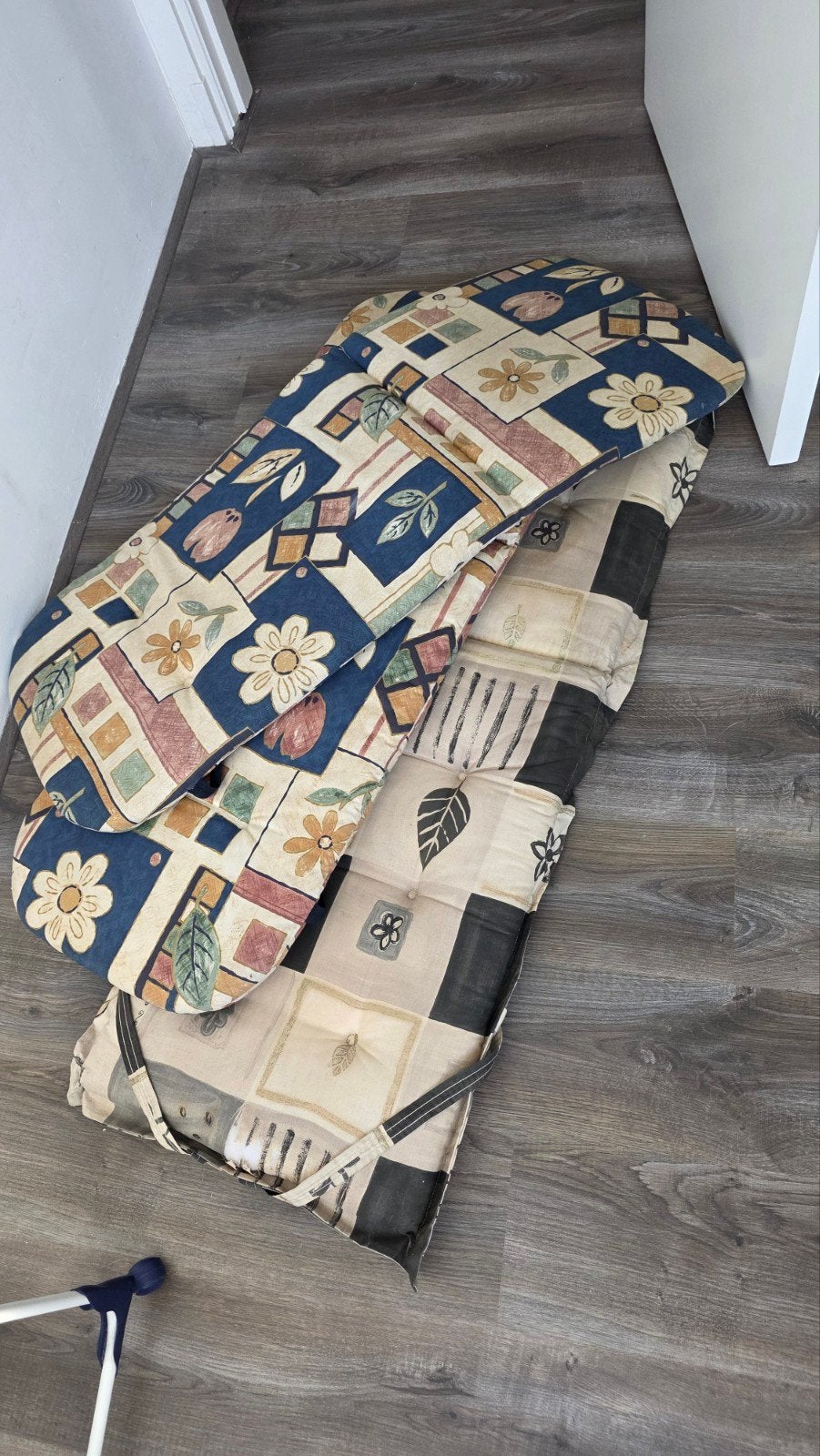 3 tuinstoelkussens - 2x goed, 1x gebruikt, Tuin en Terras, Tuinmeubel-accessoires, Ophalen, Gebruikt