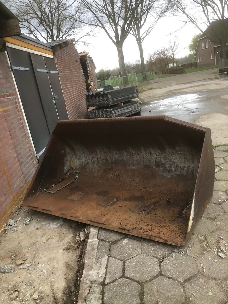 Loader bak, Meerdere dieren, Varken, 6 jaar of ouder