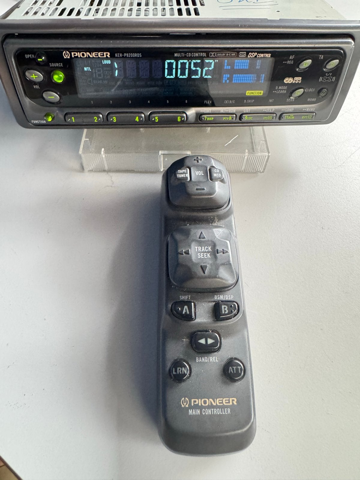 Pioneer KEH-P8200RDS Autoradio met Bluetooth adapter afstand, Ophalen of Verzenden, Zo goed als nieuw