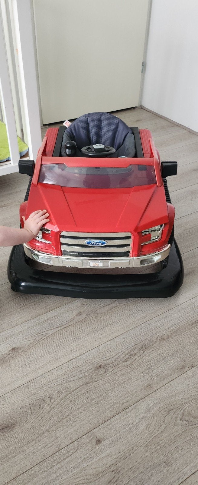 Ford F-150 Loopstoel en Speelstation, Ophalen, Zo goed als nieuw, Auto, Met licht